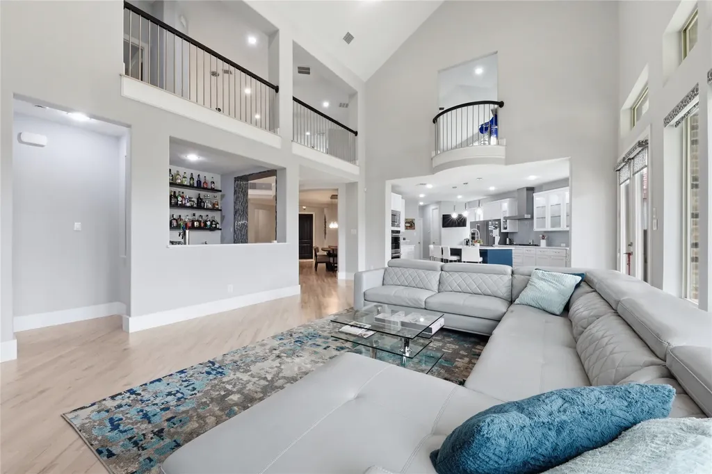 2098 Hidalgo Lane Frisco TX 75034
