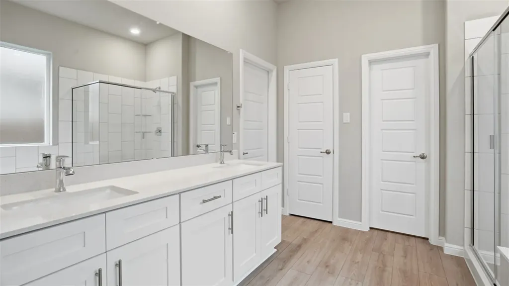 4923 Simmental Drive Arlington TX 76001
