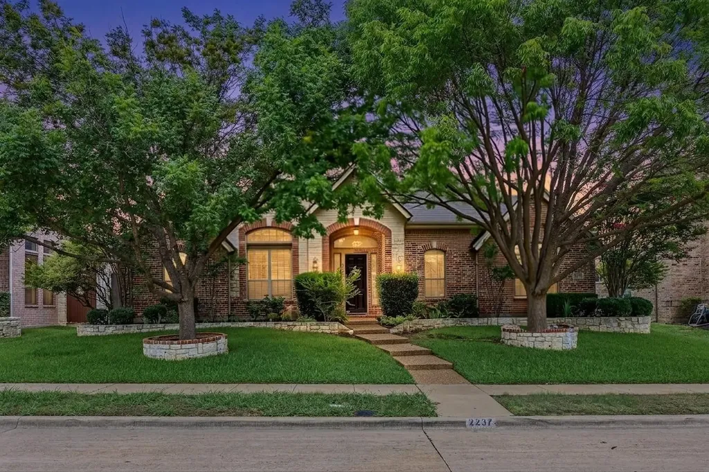 2237 Homestead Lane Plano TX 75025