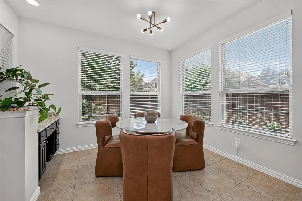 1200 Jasmine Street Lantana TX 76226