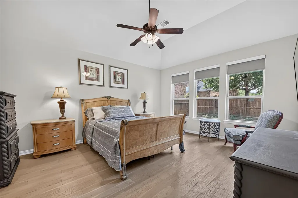 1200 Jasmine Street Lantana TX 76226
