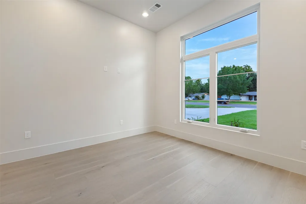 3175 Northaven Road Dallas TX 75229