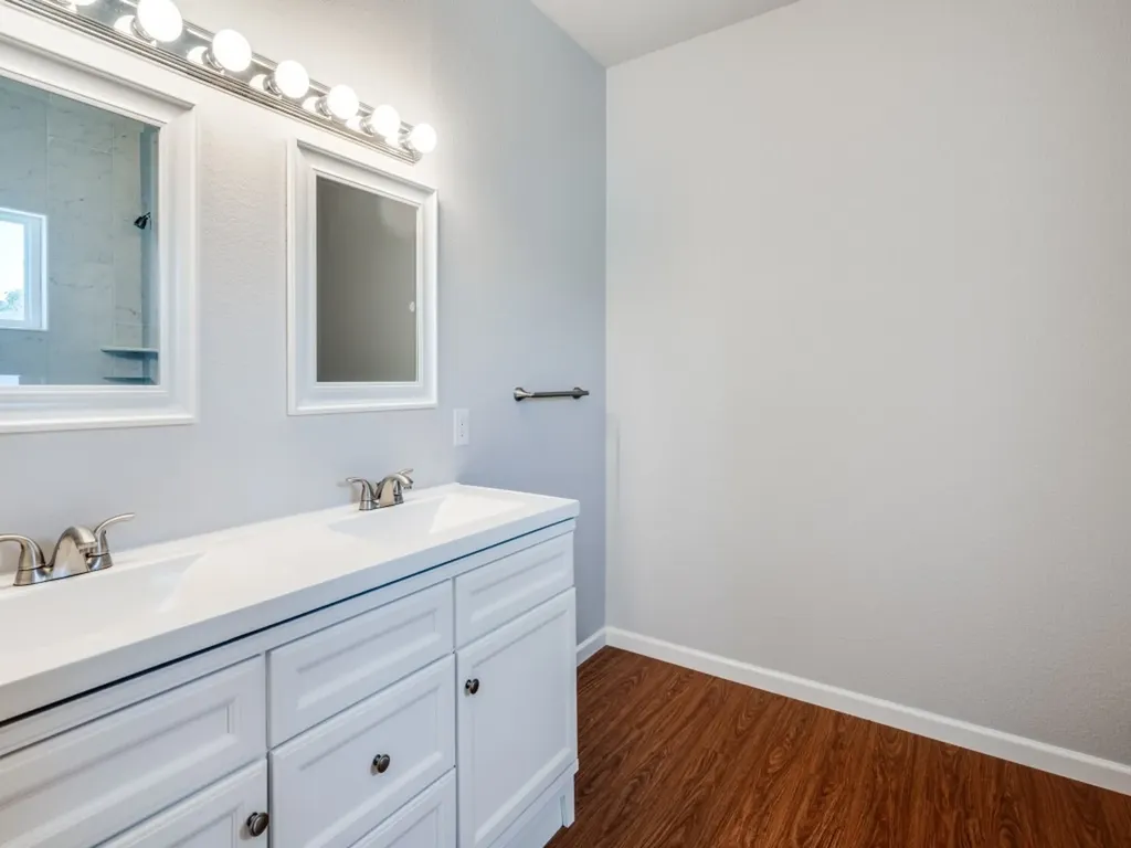 751 Pipeline Court Hurst TX 76053