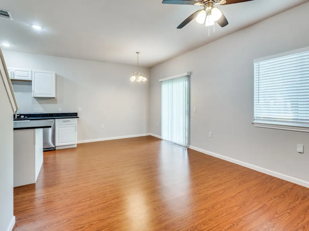 751 Pipeline Court Hurst TX 76053