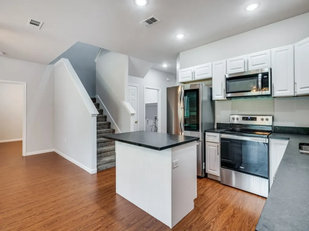 751 Pipeline Court Hurst TX 76053