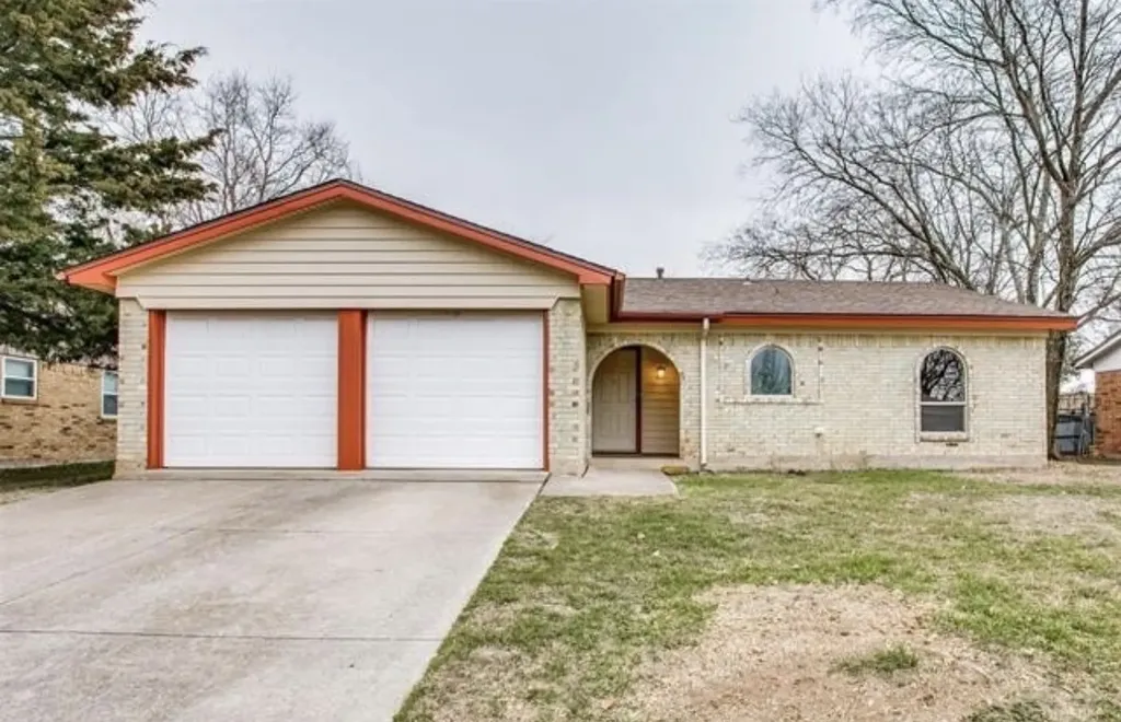 6640 Mona Lisa Avenue Watauga TX 76148