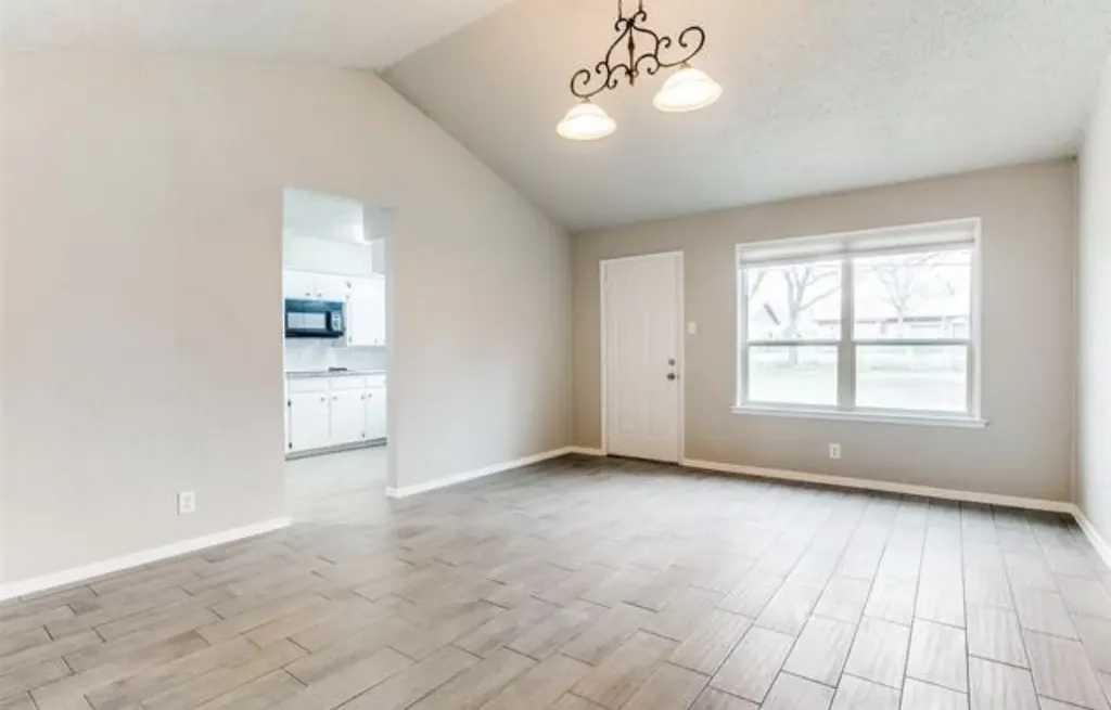 6640 Mona Lisa Avenue Watauga TX 76148
