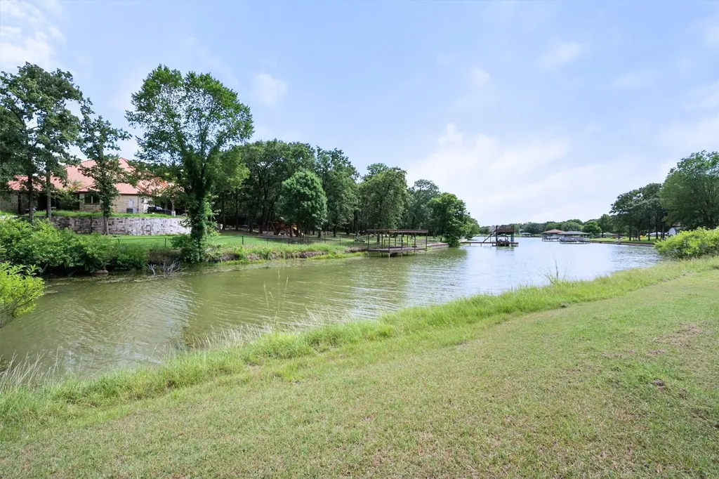 1706 SE County Road 2230 Corsicana TX 75109