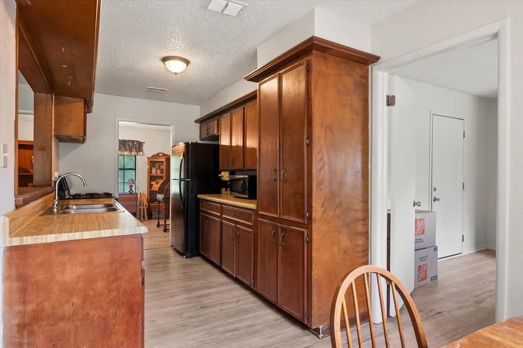 1706 SE County Road 2230 Corsicana TX 75109