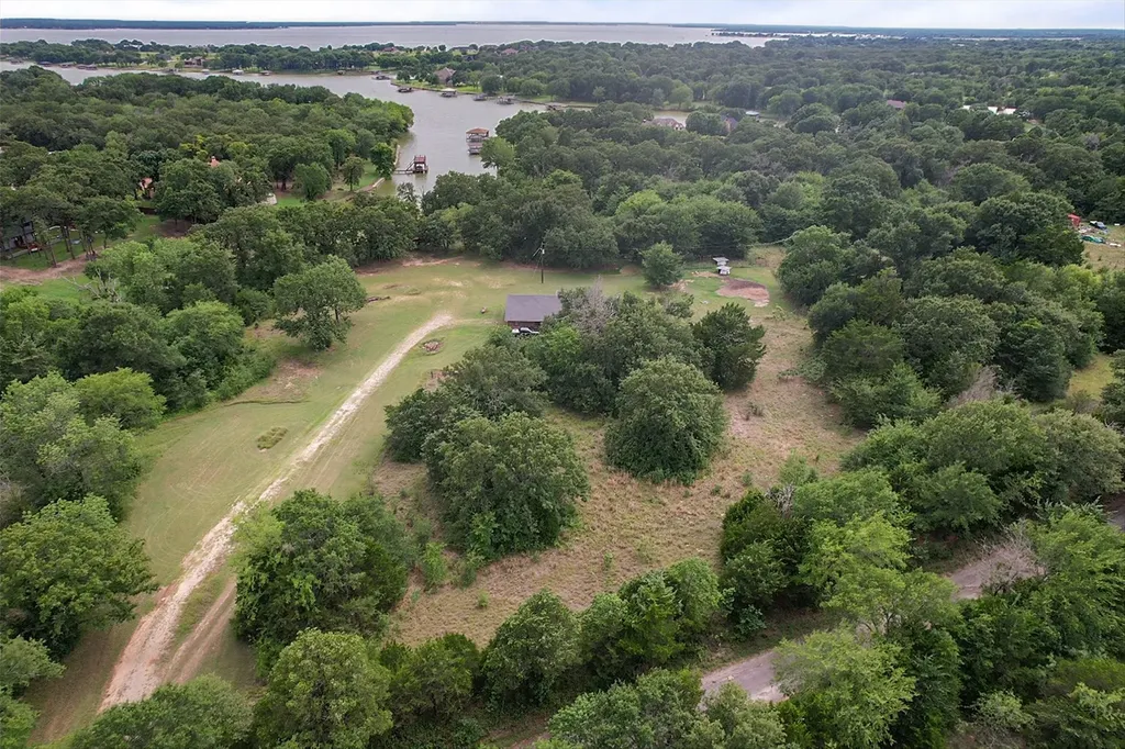 1706 SE County Road 2230 Corsicana TX 75109