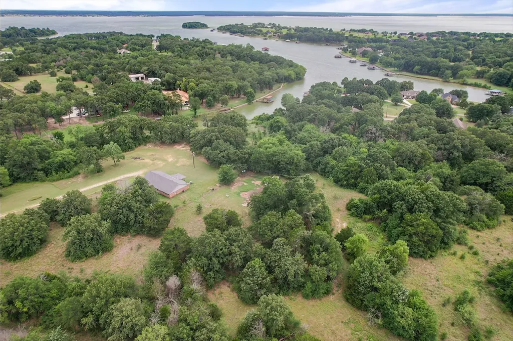 1706 SE County Road 2230 Corsicana TX 75109