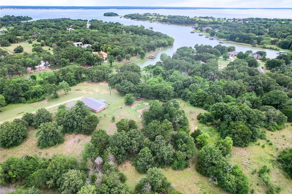 1706 SE County Road 2230 Corsicana TX 75109