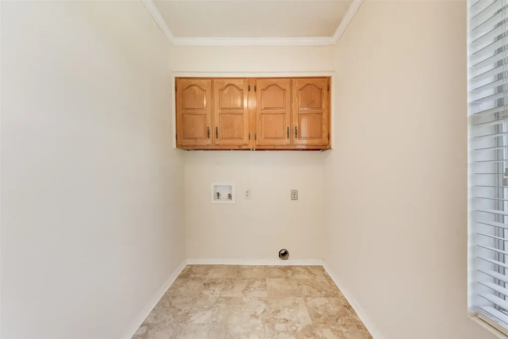 1447 Campbell Road Waxahachie TX 75167