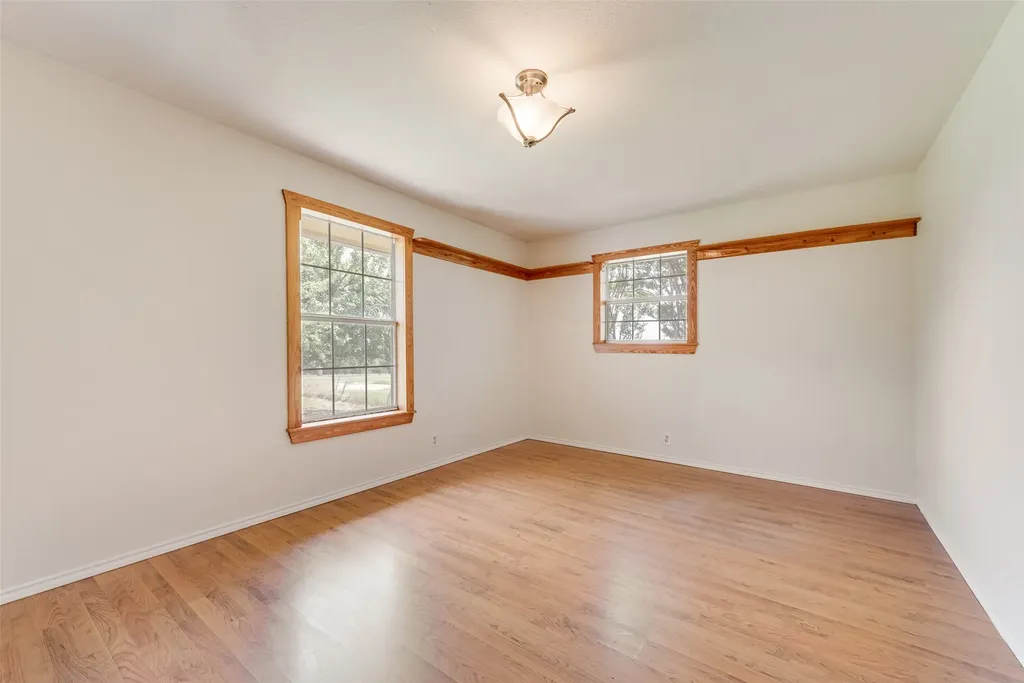 1447 Campbell Road Waxahachie TX 75167