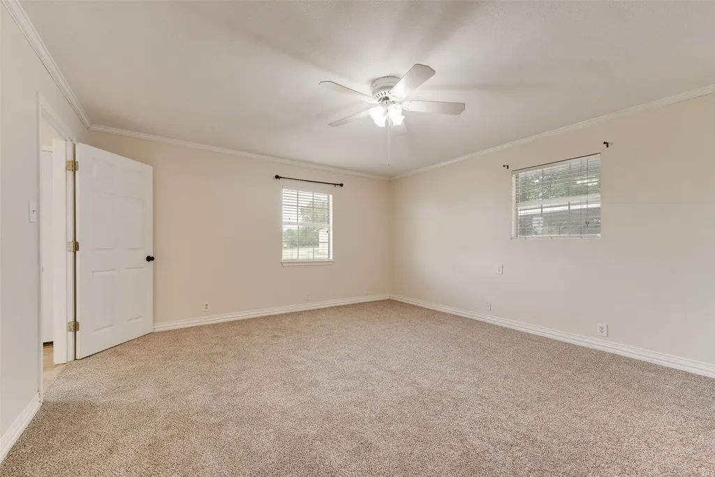 1447 Campbell Road Waxahachie TX 75167