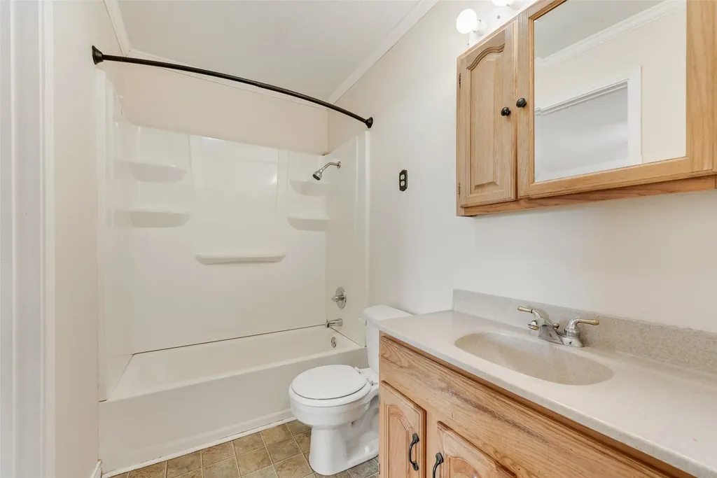1447 Campbell Road Waxahachie TX 75167