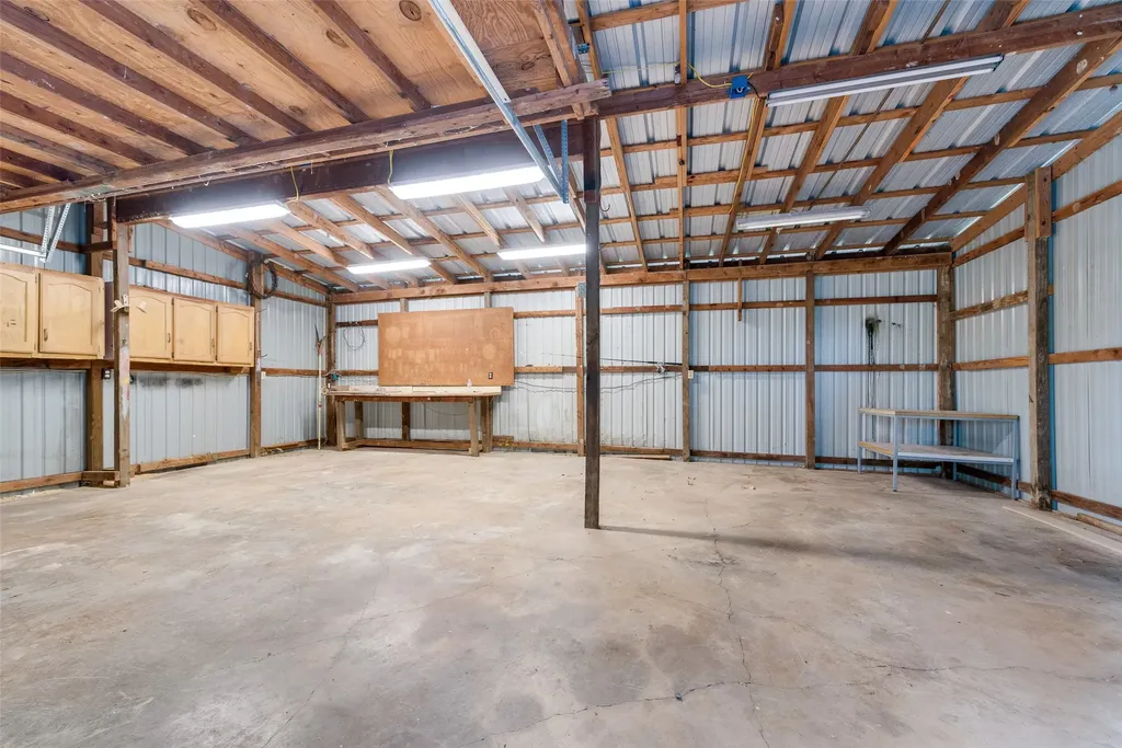 1447 Campbell Road Waxahachie TX 75167