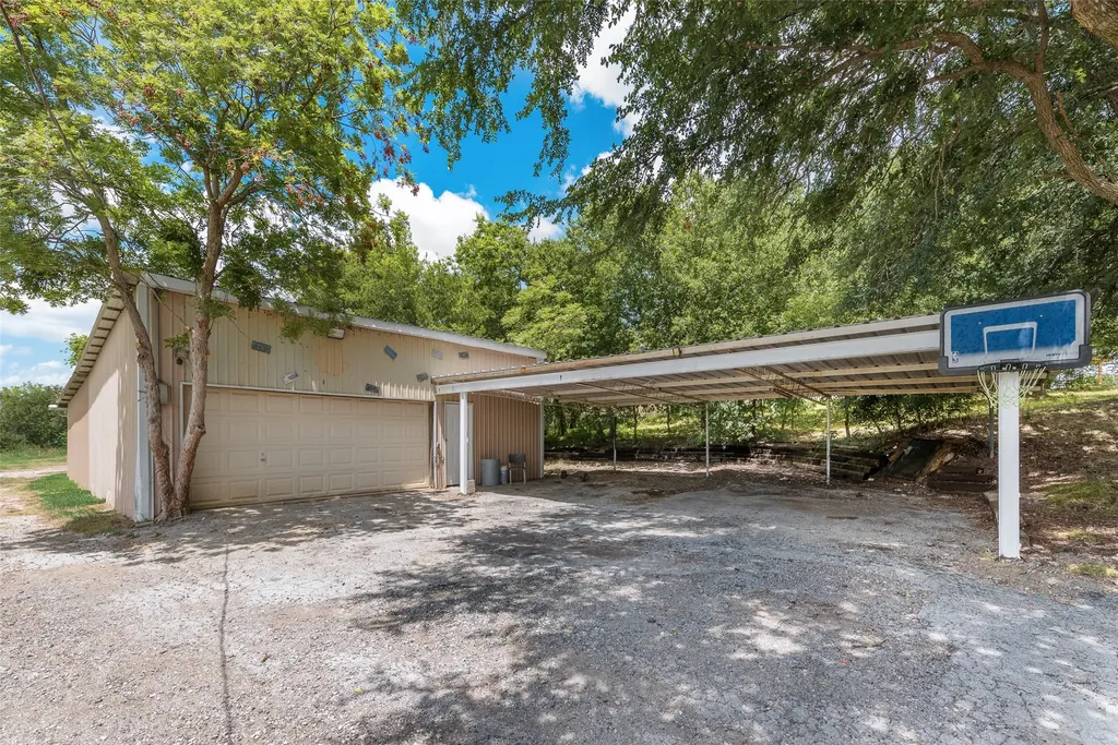 1447 Campbell Road Waxahachie TX 75167