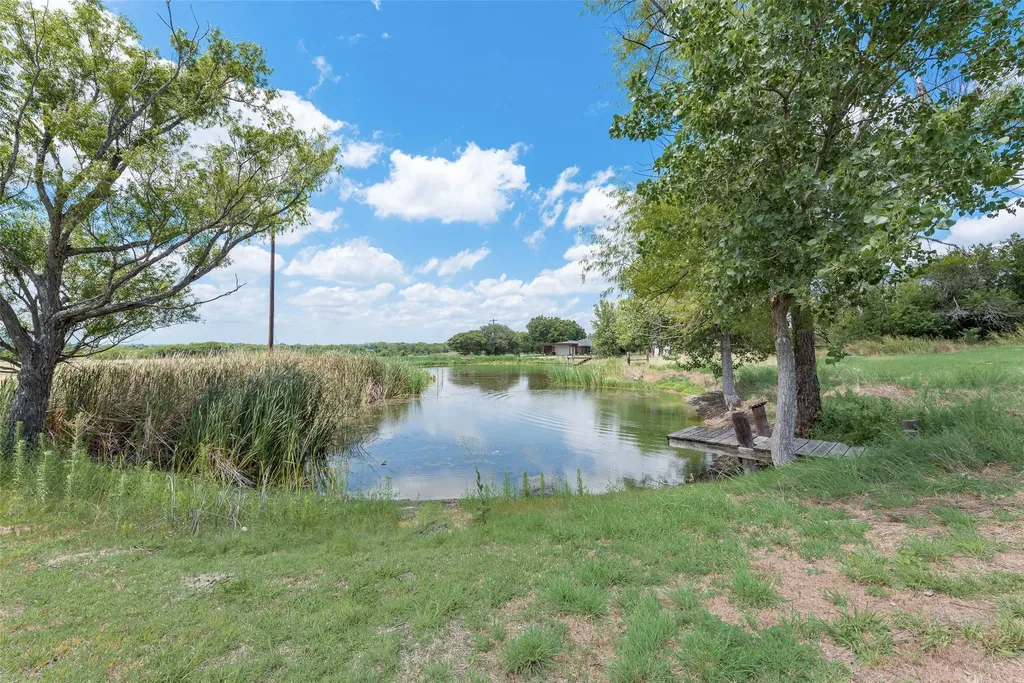 1447 Campbell Road Waxahachie TX 75167