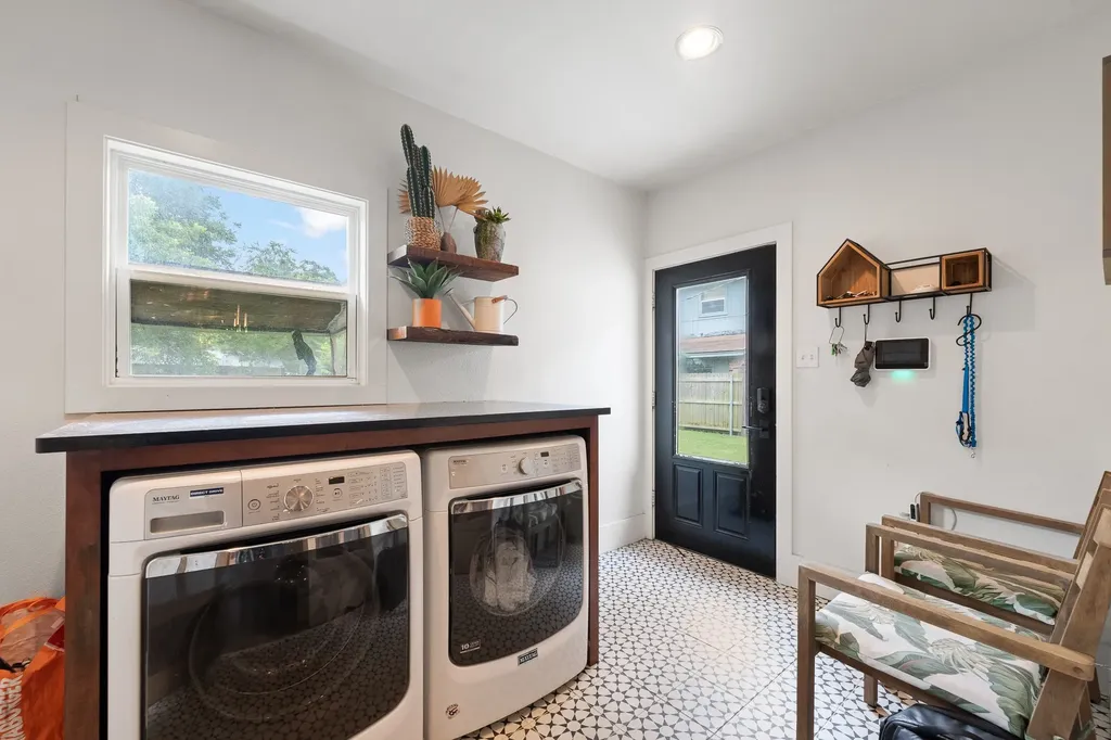 111 Bellevue Drive Cleburne TX 76033