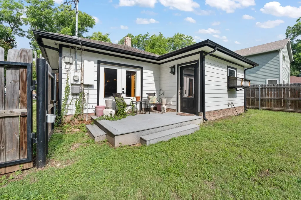 111 Bellevue Drive Cleburne TX 76033