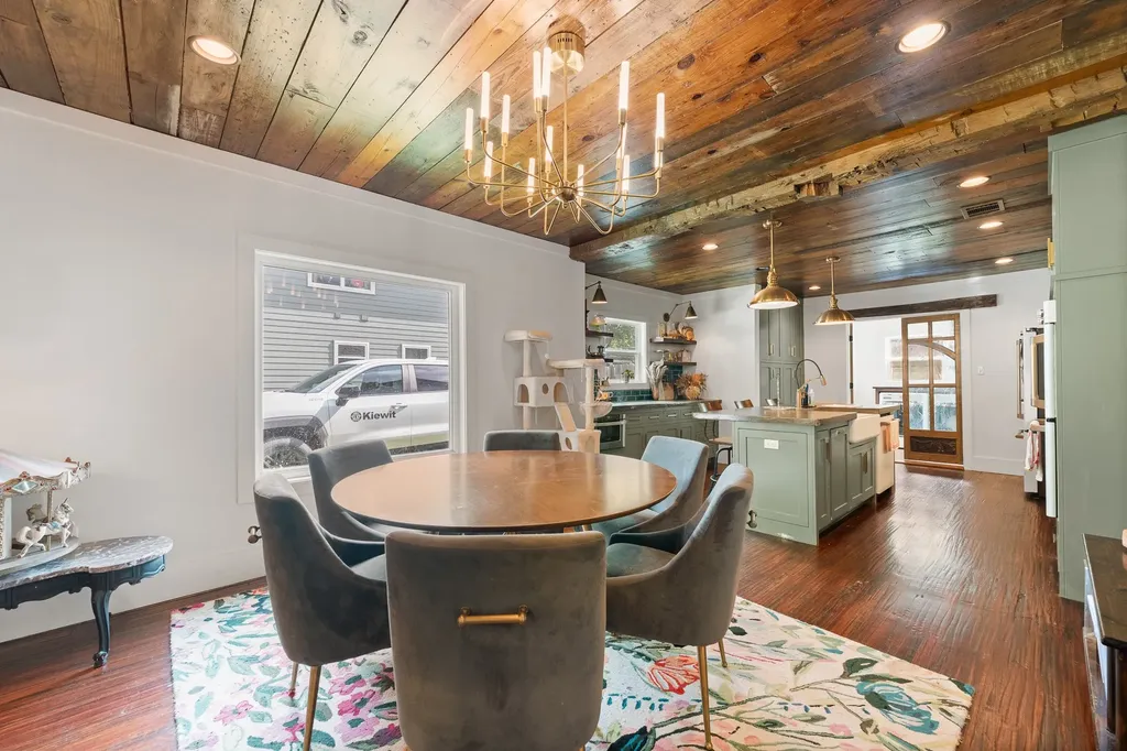 111 Bellevue Drive Cleburne TX 76033