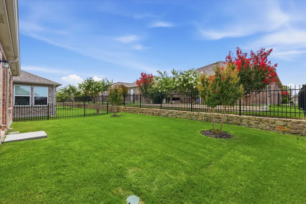1256 Eagle Lane Little Elm TX 76227