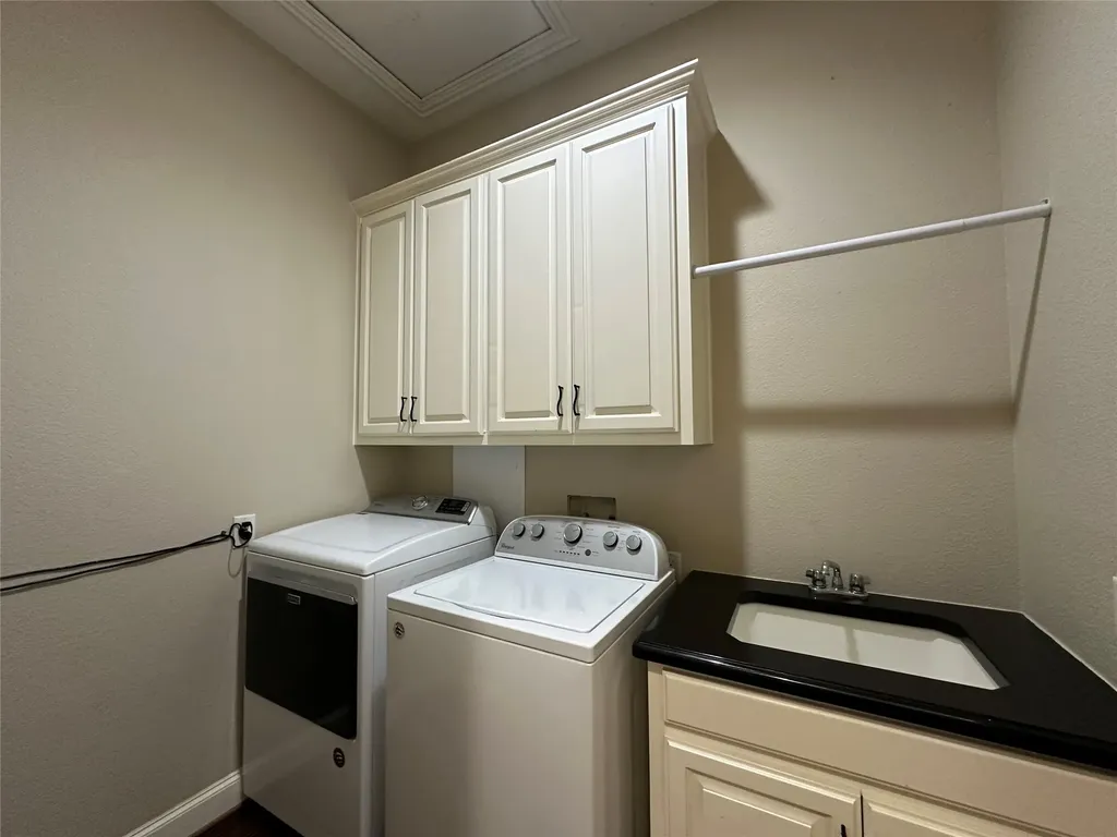 11351 Hilltop Road Argyle TX 76226
