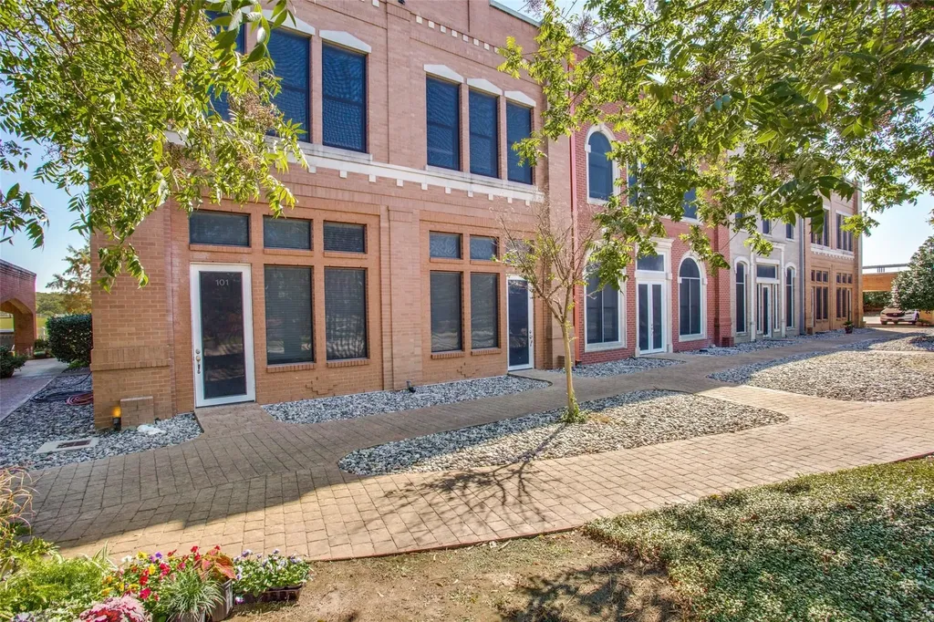 11351 Hilltop Road Argyle TX 76226