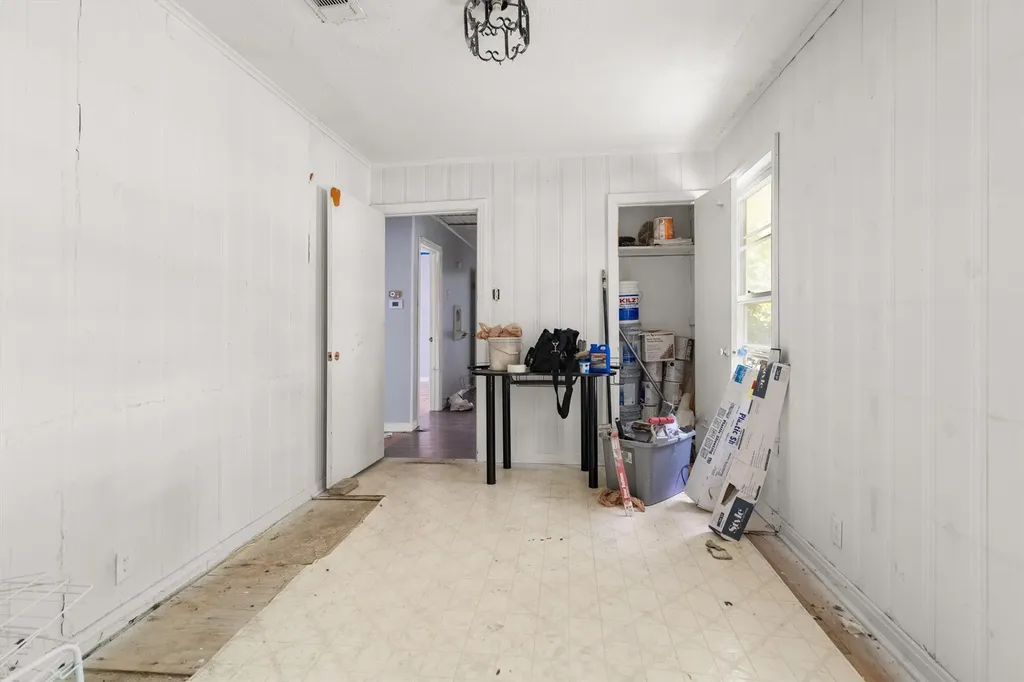 1819 Panhandle Street Denton TX 76201