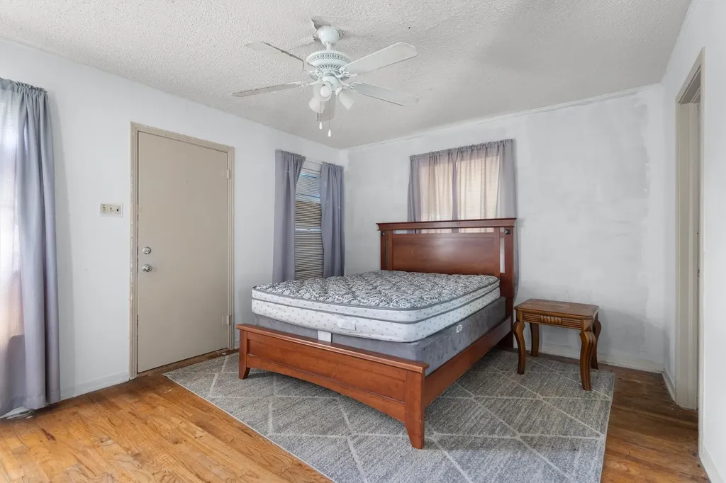 1819 Panhandle Street Denton TX 76201