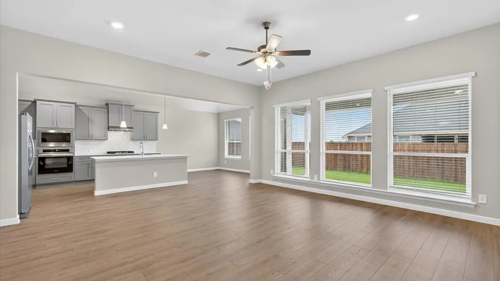 4924 Simmental Drive Arlington TX 76001