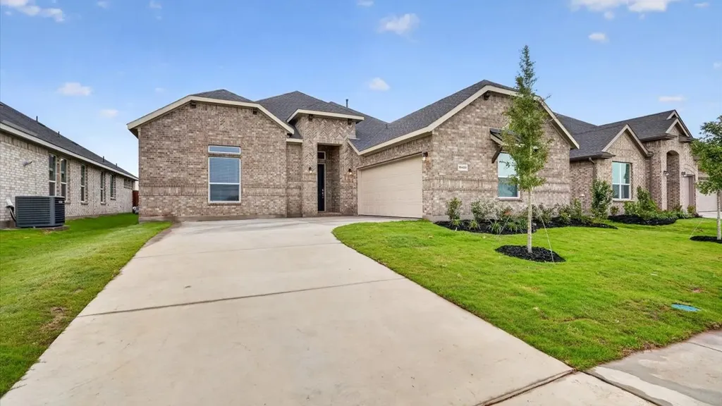 4924 Simmental Drive Arlington TX 76001
