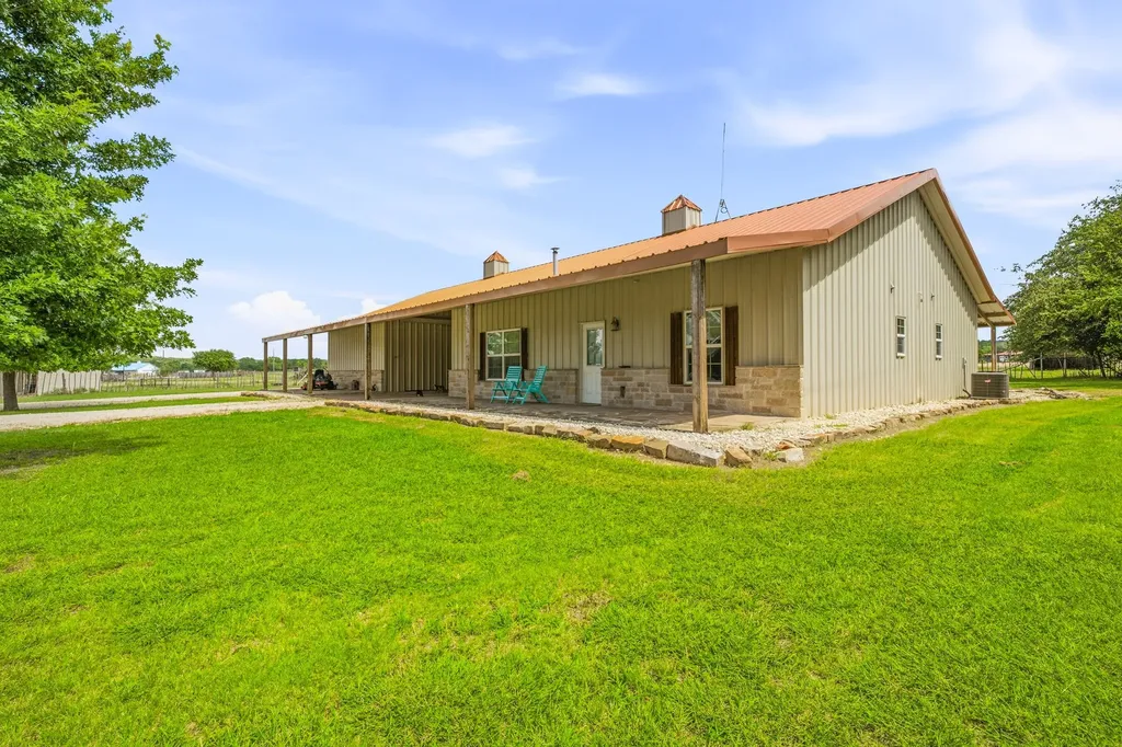 2400 Horsemans Drive Stephenville TX 76401