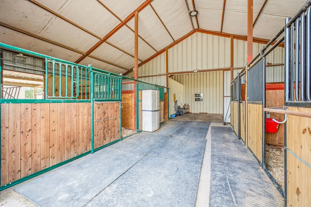 2400 Horsemans Drive Stephenville TX 76401