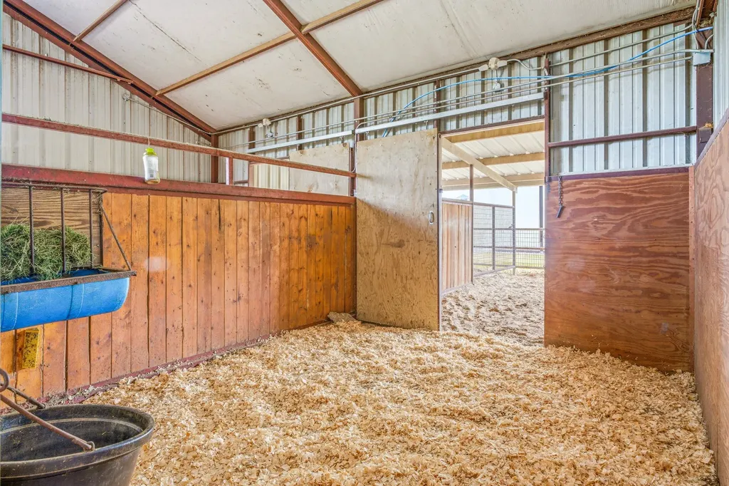 2400 Horsemans Drive Stephenville TX 76401