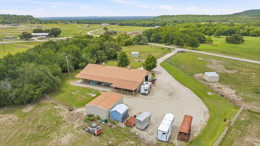 2400 Horsemans Drive Stephenville TX 76401