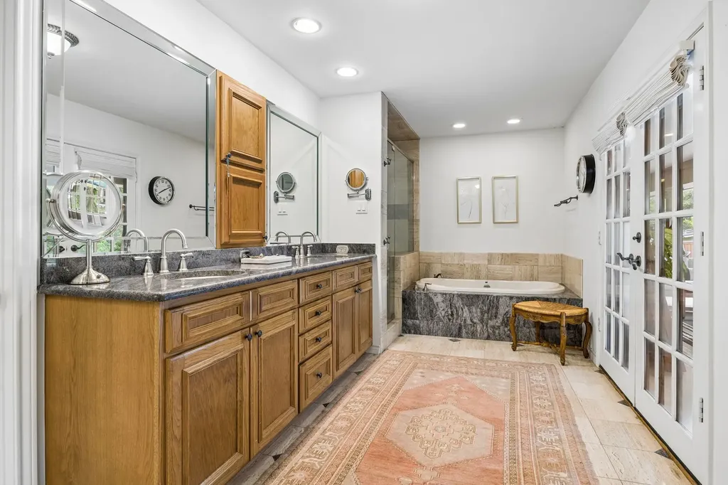 6929 Elmridge Drive Dallas TX 75240