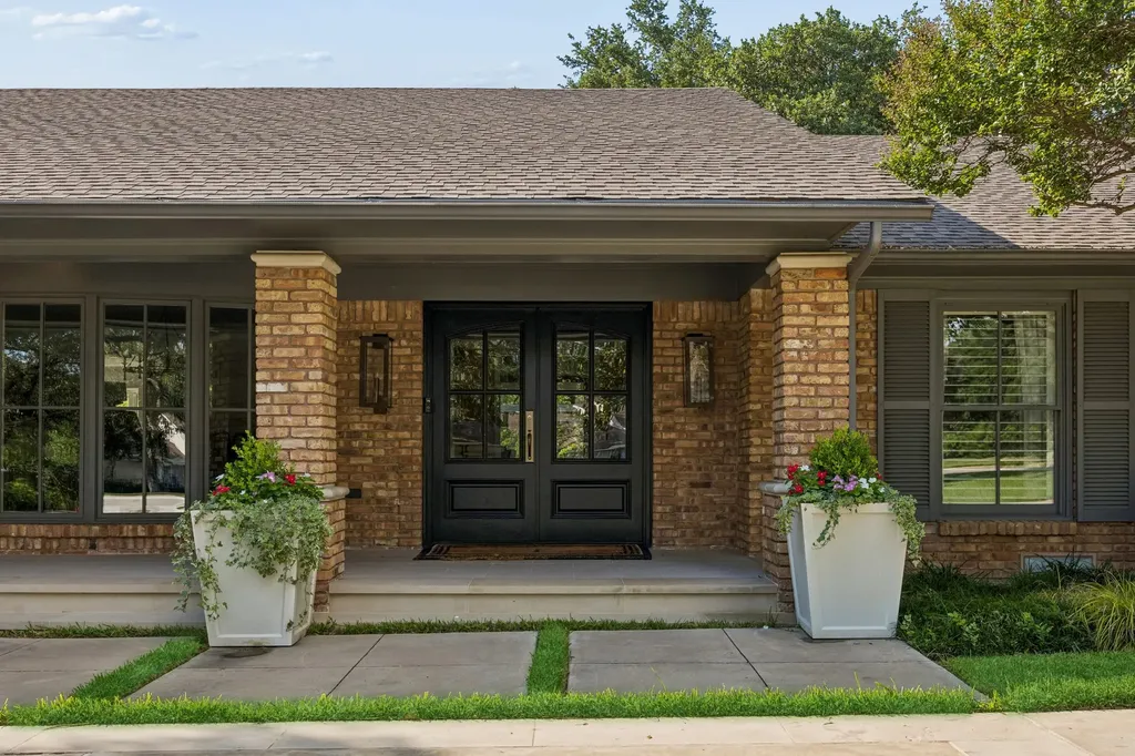 6929 Elmridge Drive Dallas TX 75240