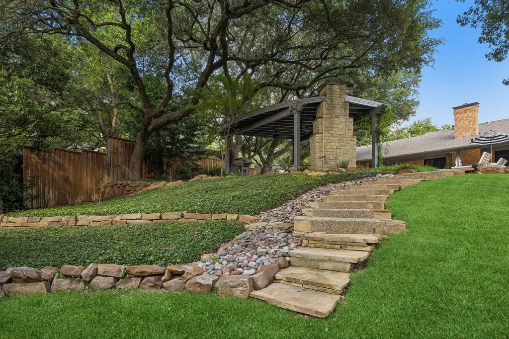 6929 Elmridge Drive Dallas TX 75240