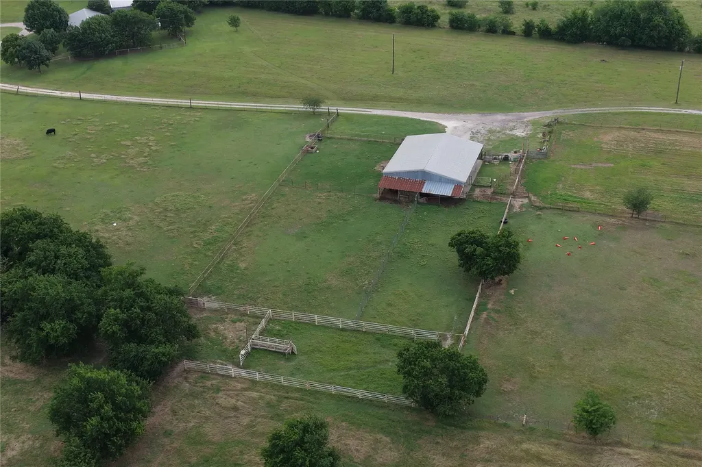 809 Stephenson Road Red Oak TX 75154