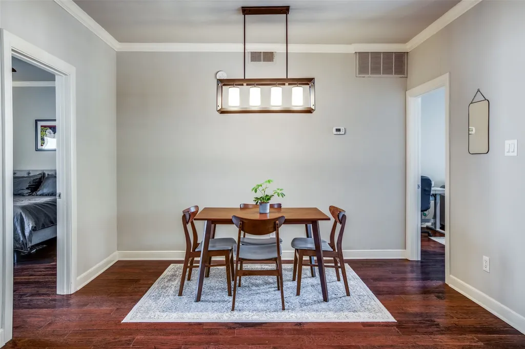 4111 Cole Avenue Dallas TX 75204
