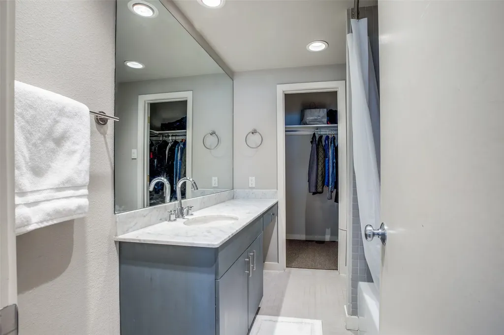 4111 Cole Avenue Dallas TX 75204