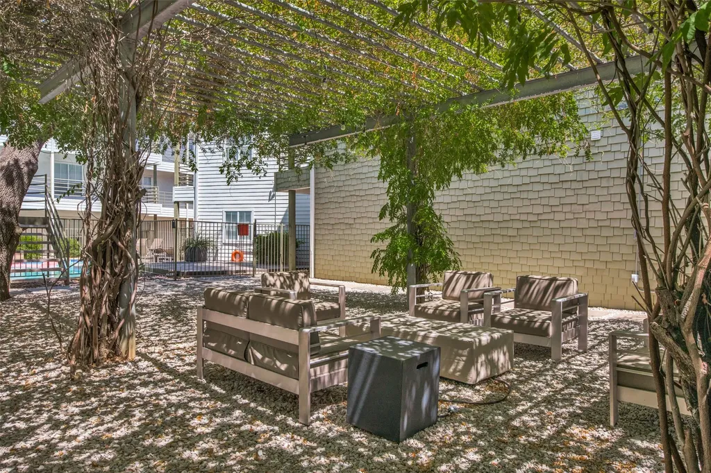 4111 Cole Avenue Dallas TX 75204