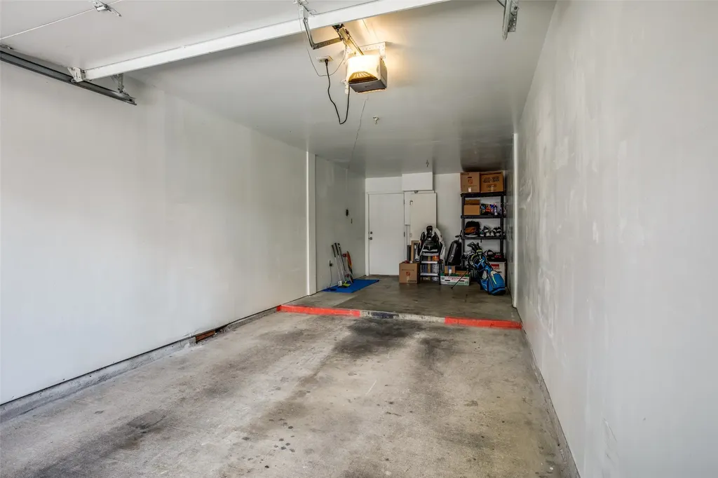 4111 Cole Avenue Dallas TX 75204