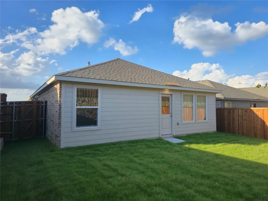 1608 Baron Lane Howe TX 75459