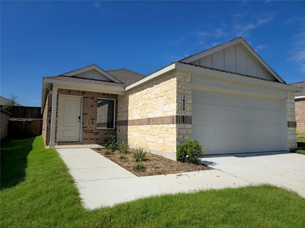 1608 Baron Lane Howe TX 75459