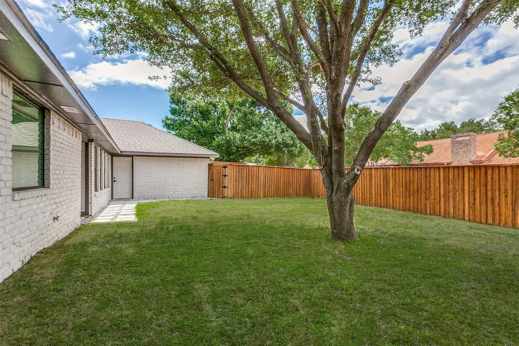 17 Gettysburg Lane Richardson TX 75080