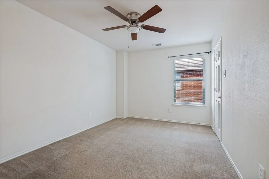 3127 S Camino Lagos Grand Prairie TX 75054