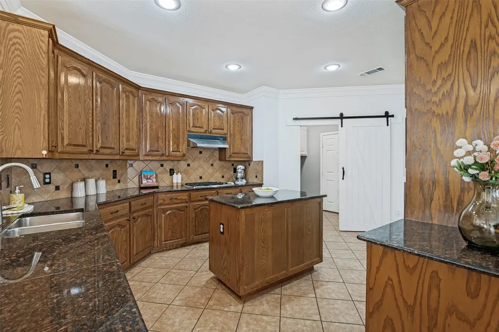 3127 S Camino Lagos Grand Prairie TX 75054
